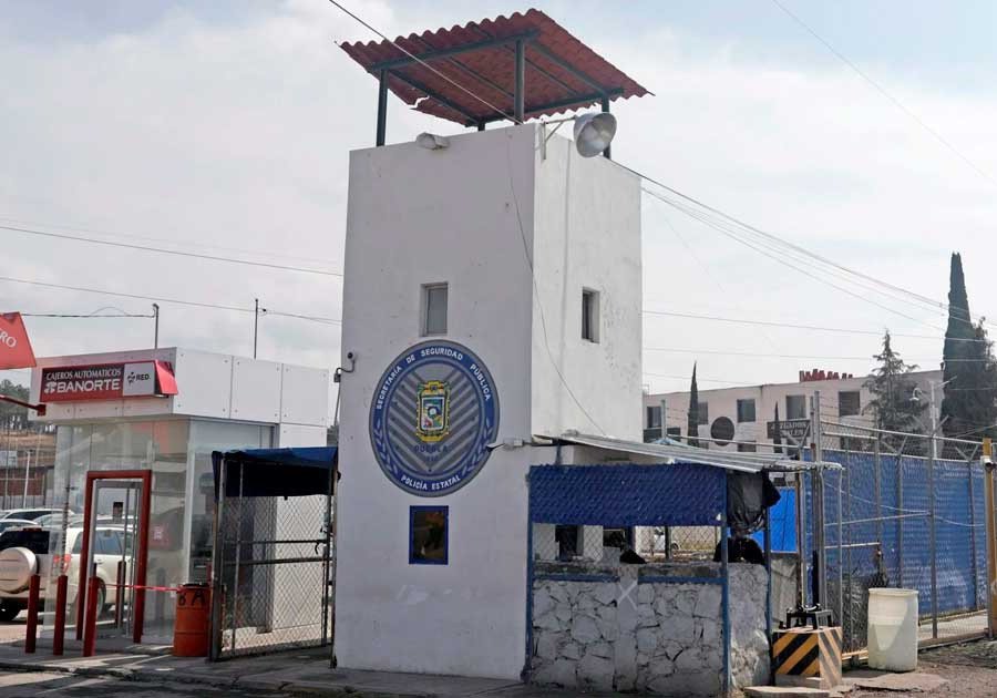 Decomisan en penal de San Miguel celulares, droga y armas