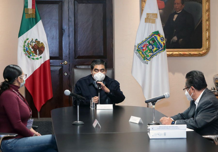 Anuncia Barbosa regulación de un millón de predios