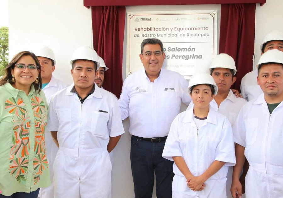 Inaugura Sergio Salom&oacute;n rastro en Xicotepec; refleja trabajo coordinado con los municipios