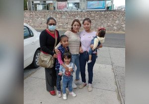 Recupera Miriam a sus hijas tras 6 meses; agradece a Barbosa