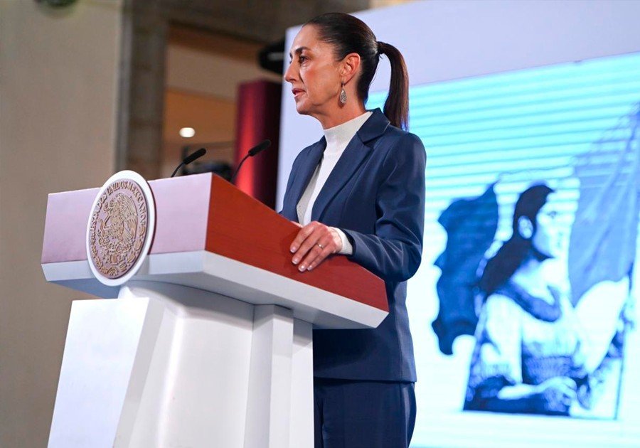 Sheinbaum explica beso a Velasco: 'Es un gesto de reciprocidad y cortesía'