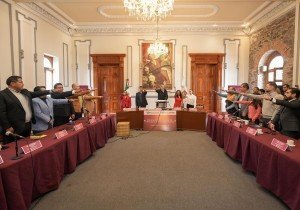 Chedraui toma protesta a integrantes del Consejo de Presupuesto Participativo