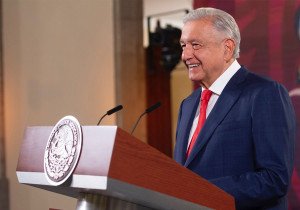 Envía AMLO iniciativa para extinguir 18 órganos desconcentrados y descentralizados