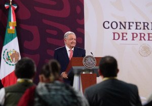 El país está ‘muy bien, diría requetebién’: AMLO sobre la ‘Marea Rosa’