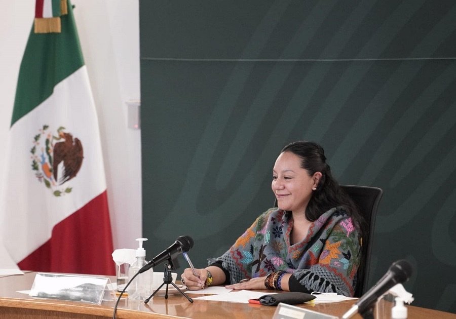 María Luisa Albores no se descarta a 2024