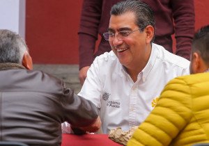 Encabeza Sergio Salomón “Jornada Ciudadana” en Casa Aguayo