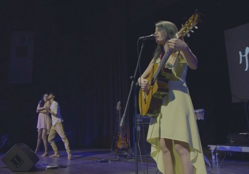 Tras &eacute;xito en Puebla, Mar&iacute;a Cristina Plata sigue su tour ac&uacute;stico por M&eacute;xico