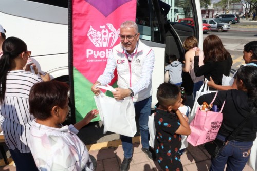 Nueve familias viajan a Mundo Im&aacute;yina gracias al DIF Puebla Capital