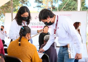 Con producto lácteo, Bienestar apoya a familias de San Pedro Cholula