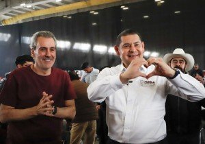 Colaborar, principio del humanismo mexicano que aplica el Gobierno de Puebla