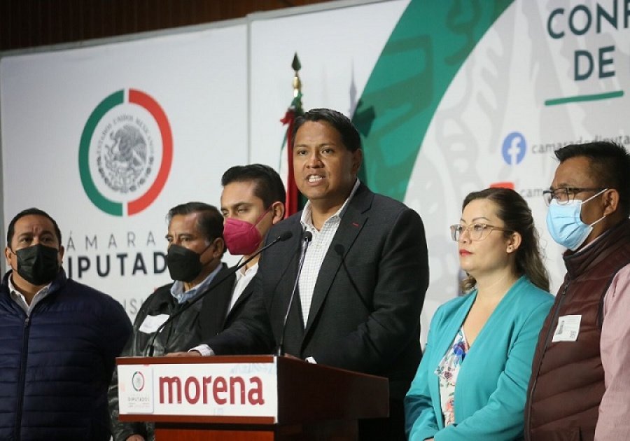 Las 100 plazas, el clan Clau-Evangelista y su cinismo superlativo