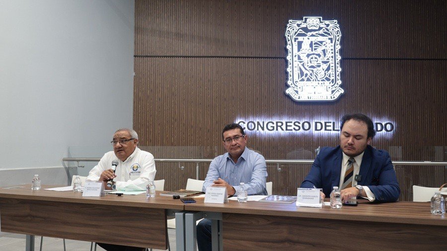 Diputado Pável Gaspar participa en la presentación del libro “La importancia del Desarrollo Rural Sustentable”