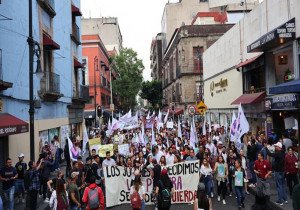 Estudiantes y jóvenes de la ciudad de México respaldan a Claudia Sheinbaum