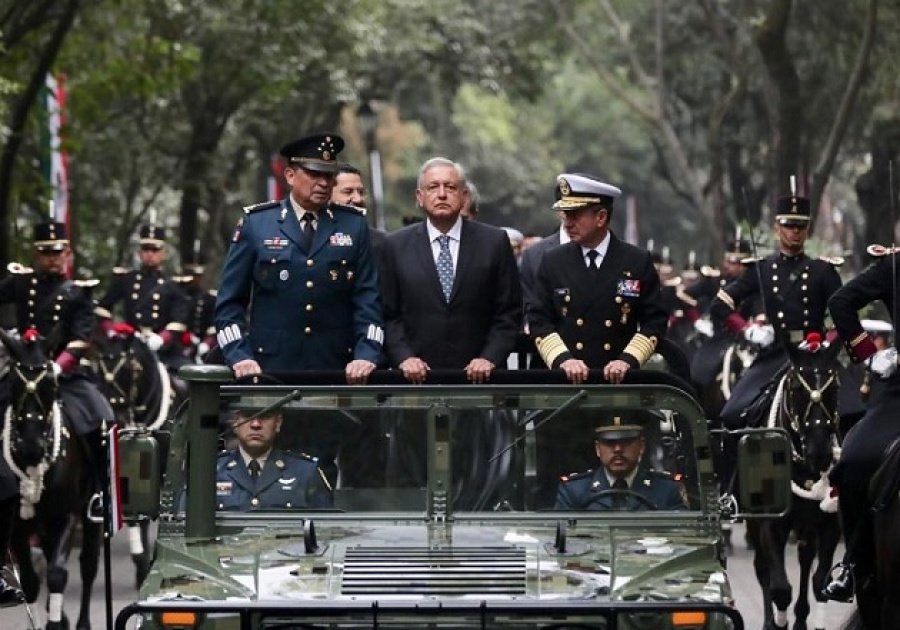 AMLO cubierto de gloria y la Batalla de Puebla