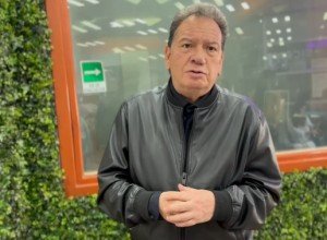 Coque Muñiz rendirá homenaje a su padre con emotivo concierto en Puebla