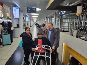 Gobierno estatal fortalece conexi&oacute;n Puebla-Chicago y facilita traslado humanitario de migrante