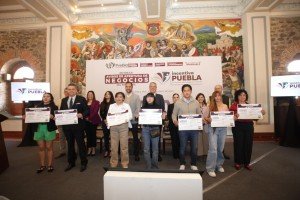 Entrega Pepe Chedraui Avisos de Apertura para impulsar nuevos negocios en Puebla