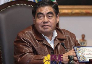 Expresan condolencias por fallecimiento de Barbosa