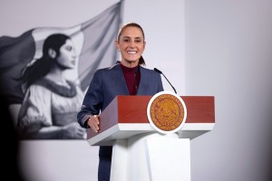 Claudia Sheinbaum anuncia programa emergente de 12 acciones en 120 d&iacute;as para mejorar la atenci&oacute;n y las condiciones de los trabajadores en el IMSS