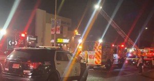Vehículo arrolla a decenas frente a club nocturno en Los Ángeles; hay más de 30 heridos
