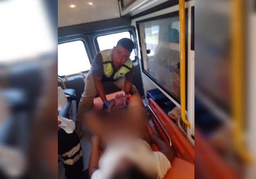 Nace beb&eacute; en ambulancia de Huaquechula