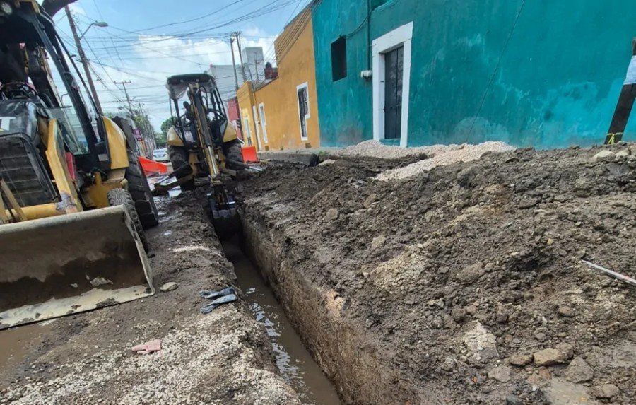 Reporta Agua de Puebla sustitución de red de drenaje en la 11 Oriente