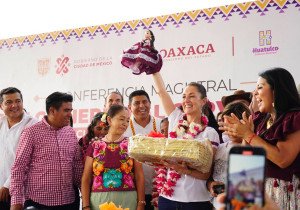 Juchitán y Huatulco con los brazos abiertos reciben a la jefa de gobierno