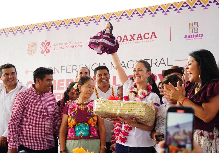 Juchitán y Huatulco con los brazos abiertos reciben a la jefa de gobierno