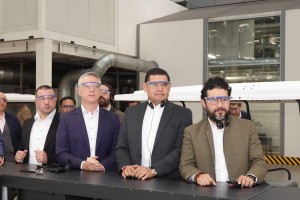 Gobierno federal y gobierno estatal contribuyen a la conciliaci&oacute;n entre la empresa y el sindicato de VW