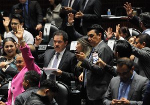 Suspenden discusión para crear el Fondo de Pensiones para el Bienestar