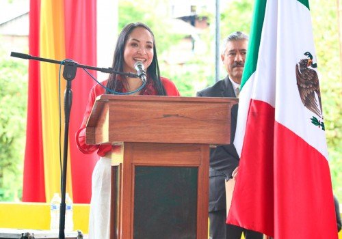 Liz S&aacute;nchez destaca unidad y compromiso en gira de trabajo por la Sierra Norte y Sierra Negra de Puebla