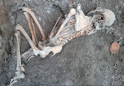 Residentes de Pompeya murieron no s&oacute;lo por la erupci&oacute;n del Vesubio sino tambi&eacute;n por terremoto