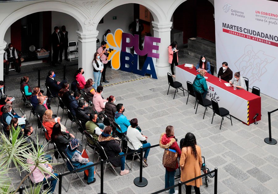 Con Martes Ciudadano, Barbosa Huerta refrenda cercanía con poblanas y poblanos