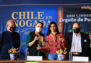 En Querétaro celebran 200 años del Chile en Nogada