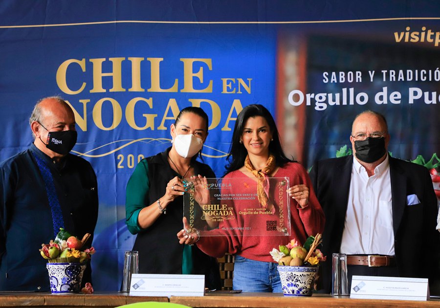 En Querétaro celebran 200 años del Chile en Nogada
