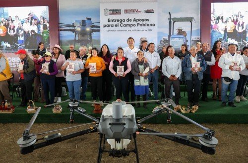Reactiva Gobierno estatal 200 mil hect&aacute;reas de campo con maquinaria y apoyos directos